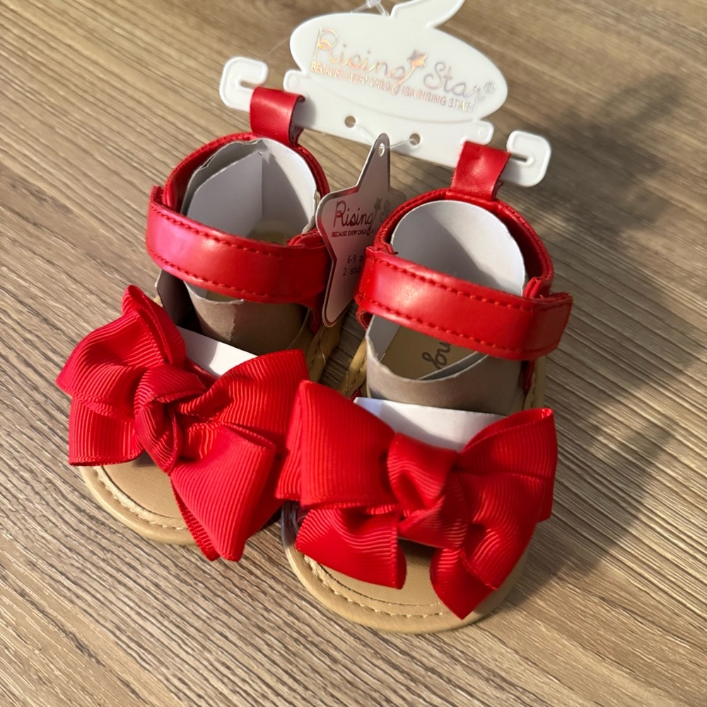 Rising Star Baby Sandals Size 2 Red Bow NWT 6-9 Months